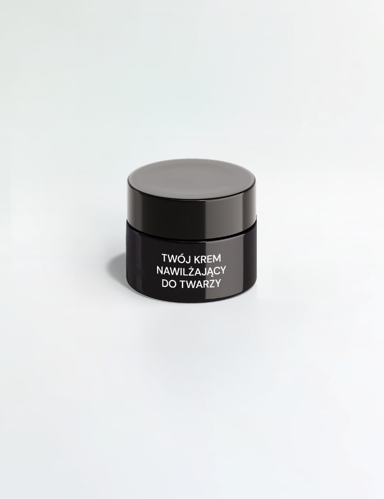 Szklany słoik zawierający nawilżający krem do twarzy z kwasem hialuronowym private label.
