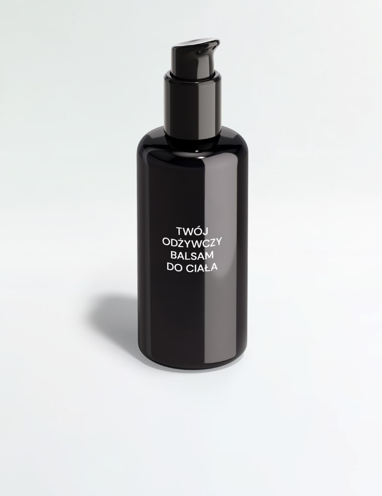 Szklana butelka zawierająca odżywczy balsam do ciała private label.